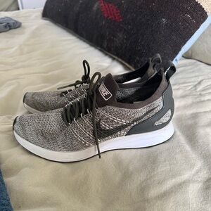 Dark green Nike Mariah flyknit